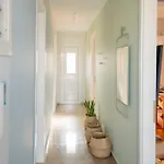 Casa 8 - Two Bedroom House In شقة *