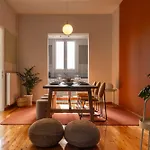 Casa 8 - Two Bedroom House In شقة *