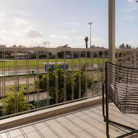 Casa 8 - Two Bedroom House In * Patras