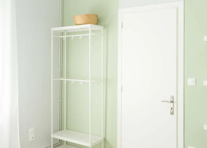 Casa 8 - Two Bedroom House In Apartamento Patras