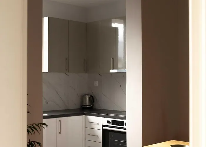 Апартаменты Casa 8 - Two Bedroom House In *